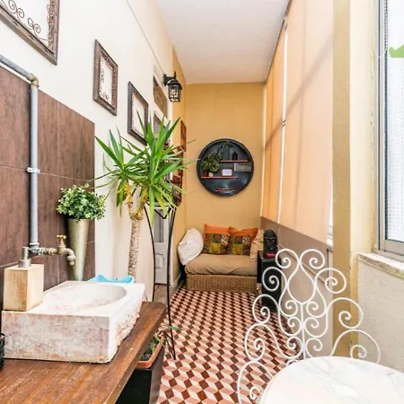 Angel House - Tram Room *